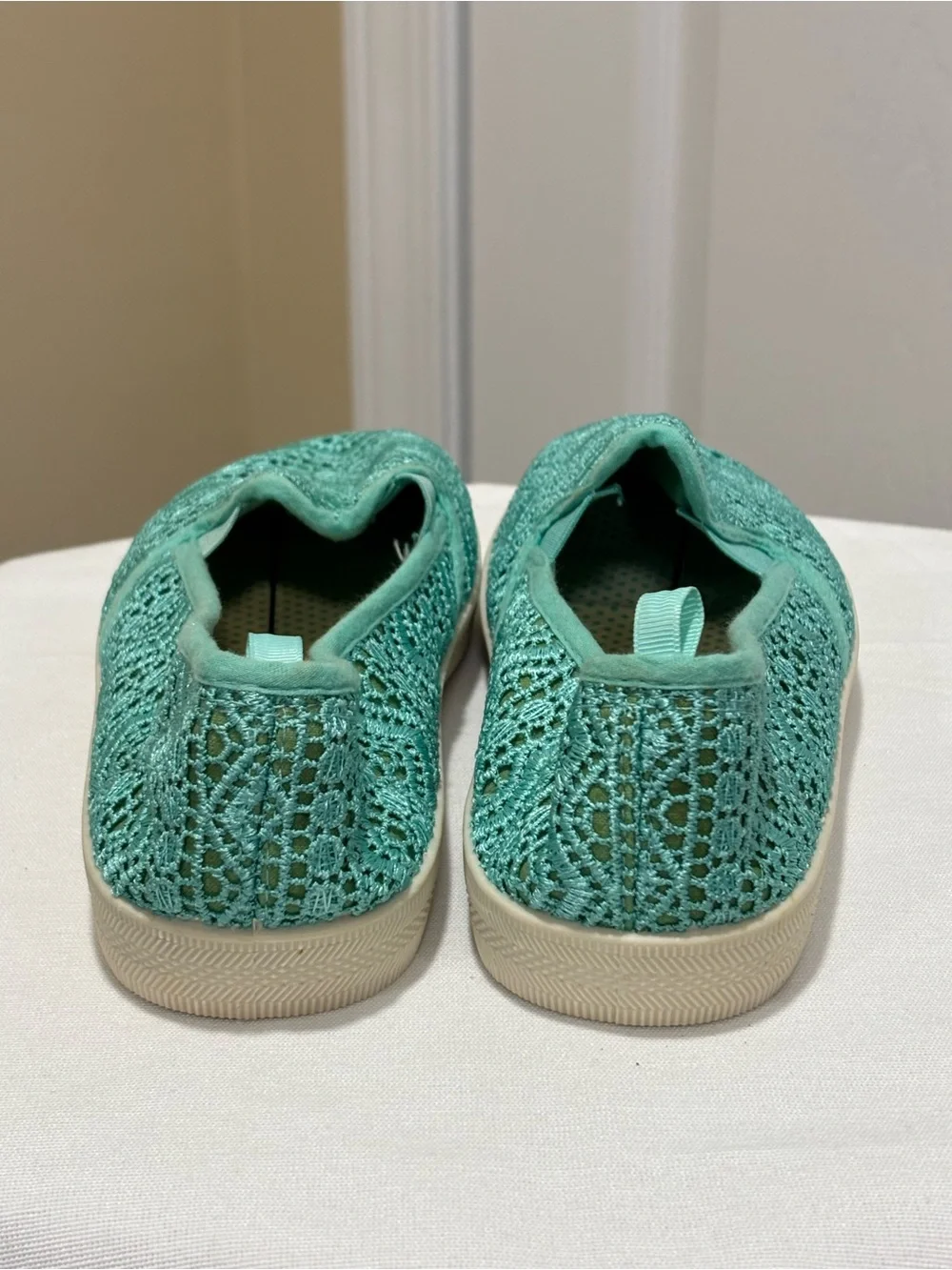 Rue21 Etc. Mint Crochet Lace Slip-On Flats | Women’s M 7/8